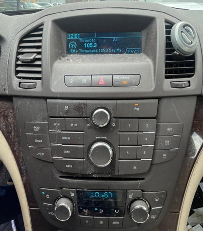 2011 11 Buick Regal AM/FM Radio CD Disc Player Receiver 20907419 OEM
