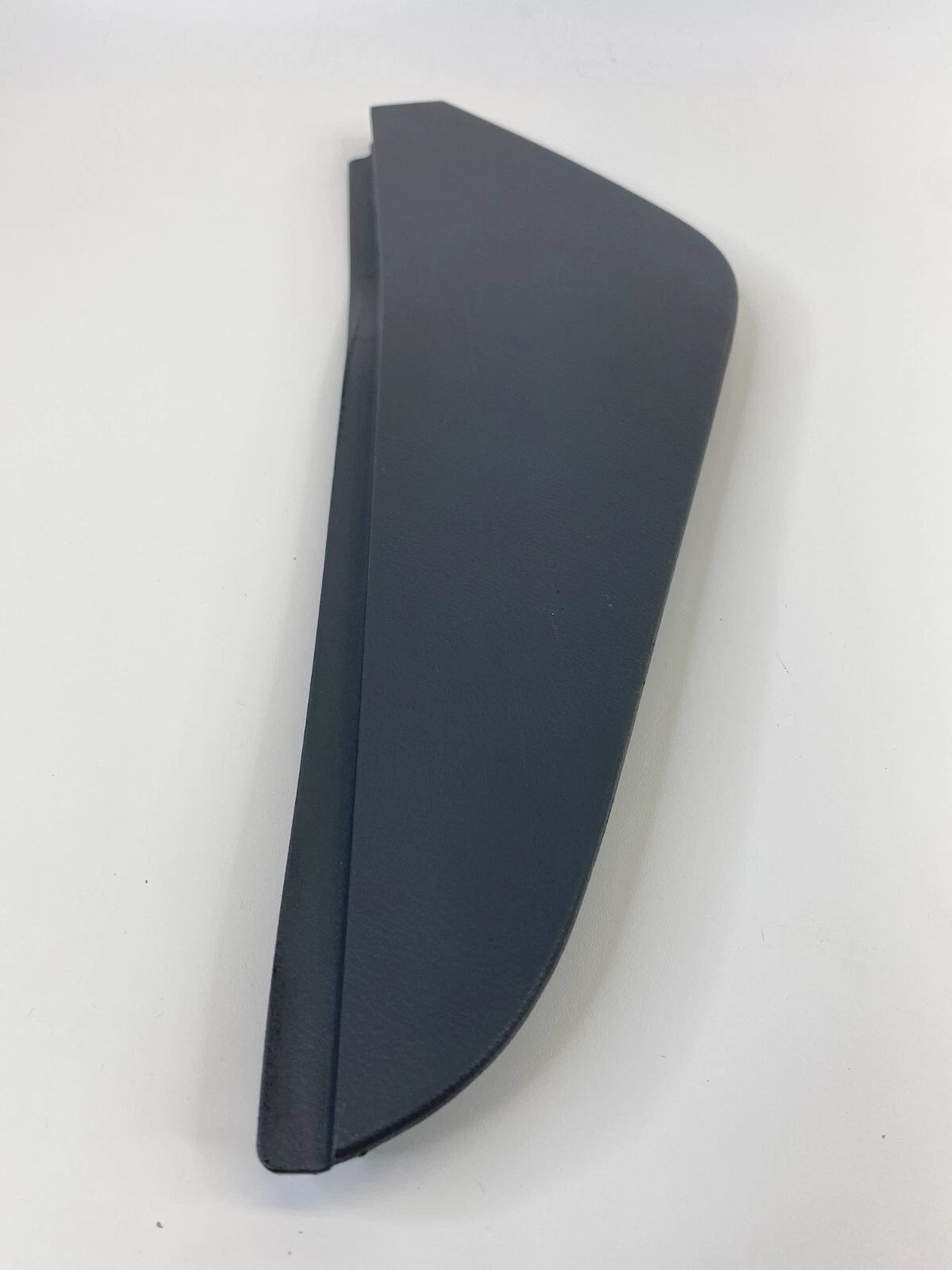 2003-2006 HONDA ELEMENT FRONT RIGHT SIDE DASH END TRIM PANEL 77210-SCV-A010-M1
