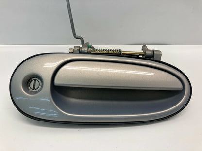 99-04 OLDSMOBILE ALERO FRONT RIGHT PASSENGER SIDE EXTERIOR DOOR HANDLE 22615194