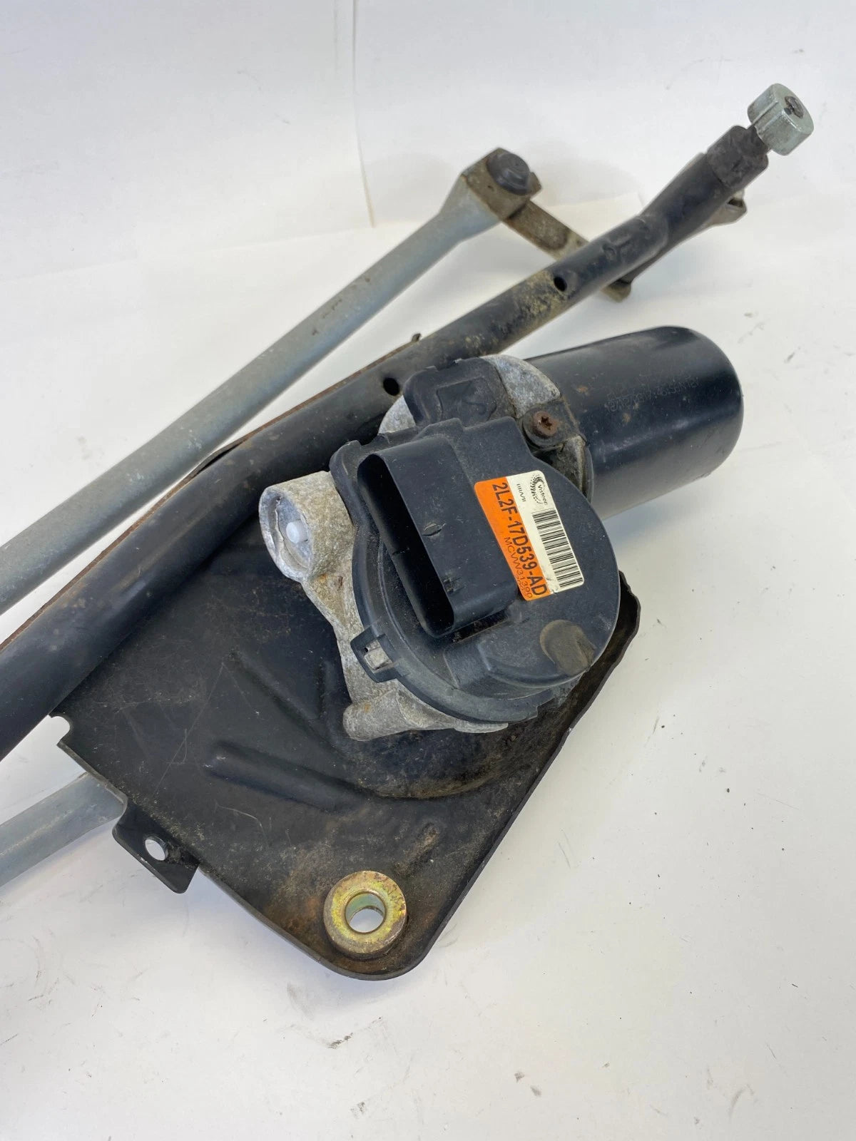 2002-2007 FORD EXPLORER FRONT WINDSHIELD WIPER MOTOR & LINKAGE 3L24-17500-AA OEM