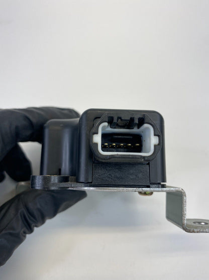 2002-2004 Nissan Pathfinder Vehicle Yaw ABS Stability Control Sensor 47930-4W201