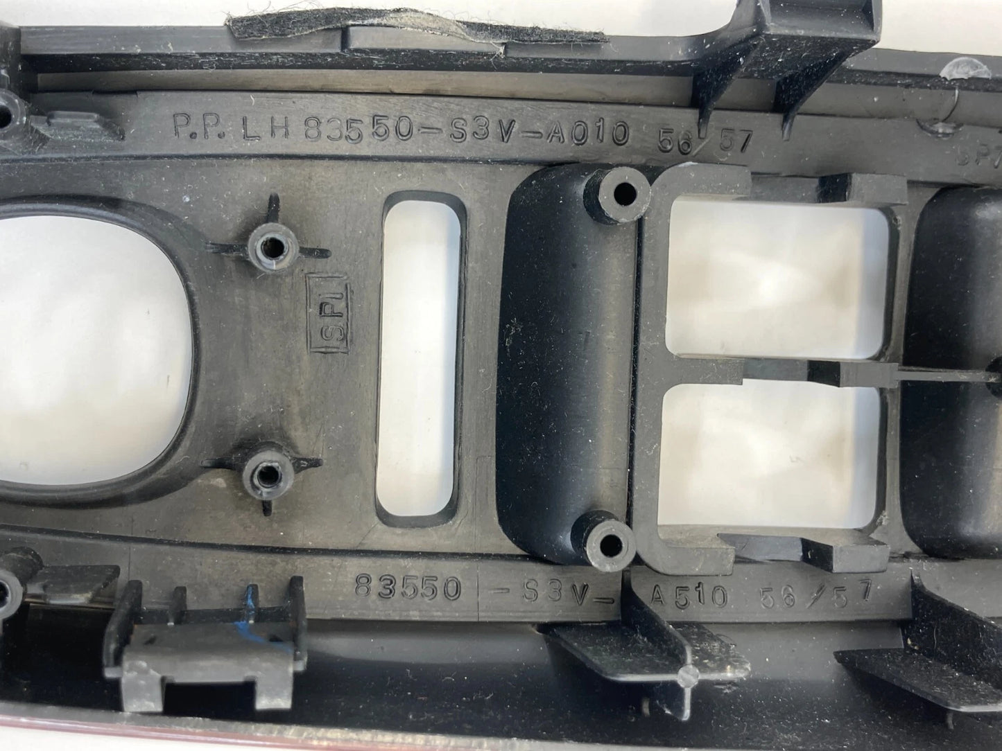 2001-2006 ACURA MDX FRONT LEFT SIDE DOOR WINDOW SWITCH COVER BEZEL 83550S3VA010