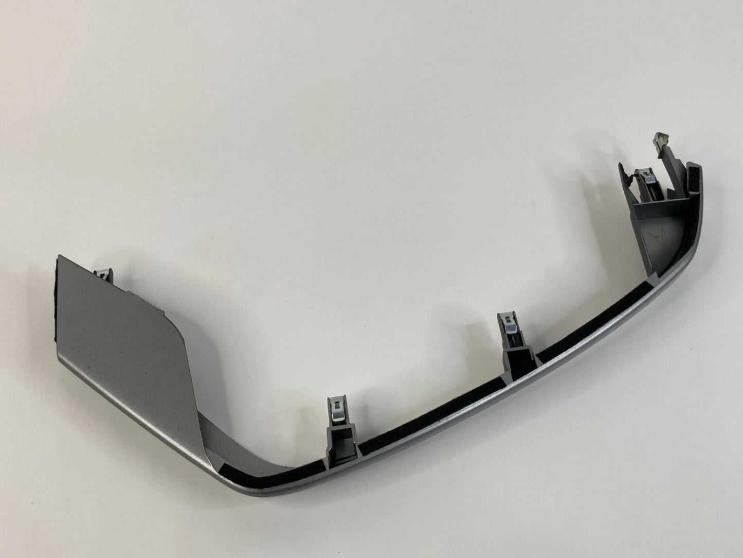 2013-2015 NISSAN ALTIMA SEDAN RIGHT SIDE CENTER DASH TRIM MOLDING 684983TA0A OEM