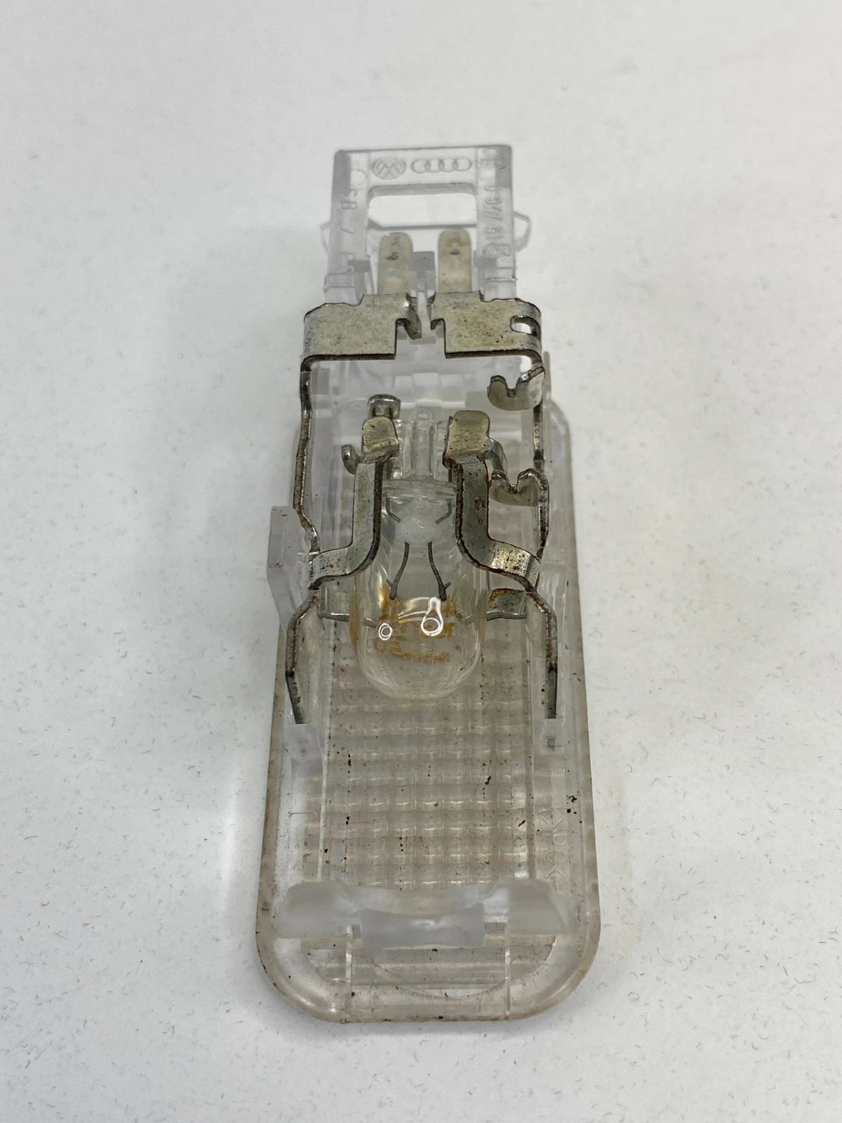 2002-2008 AUDI A4 QUATTRO REAR RIGHT SIDE DOOR INTERIOR COURTESY LIGHT LAMP OEM