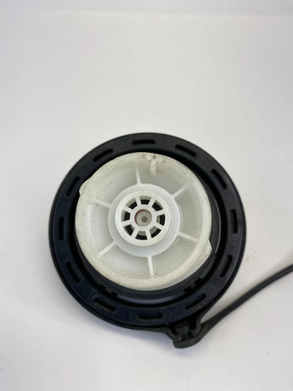 2004-2020 HYUNDAI ELANTRA 12-21 VELOSTER FUEL FILLER GAS CAP COVER OEM