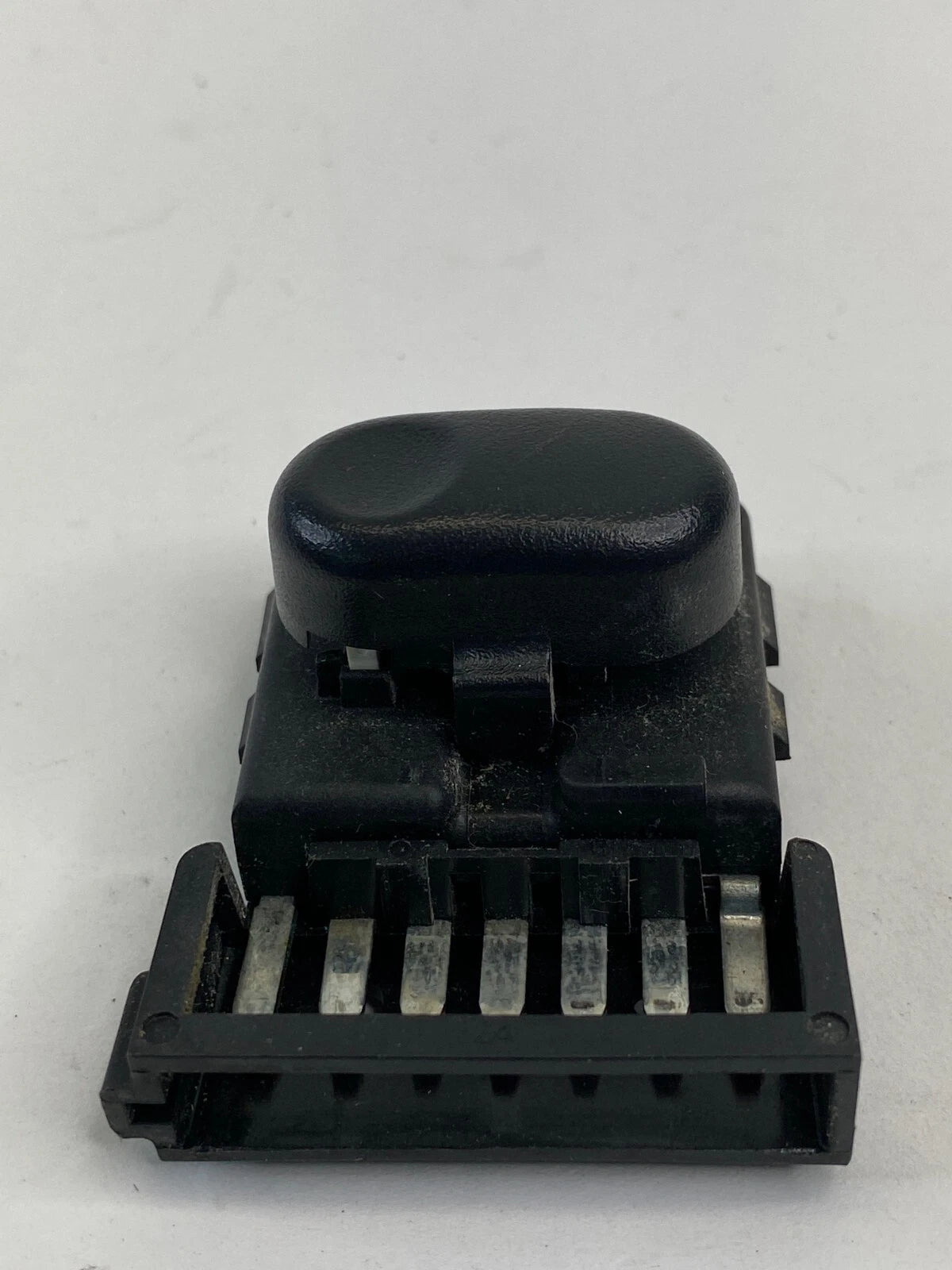 2005 05 PONTIAC G6 FRONT LEFT DRIVER SIDE SEAT SWITCH LH OEM