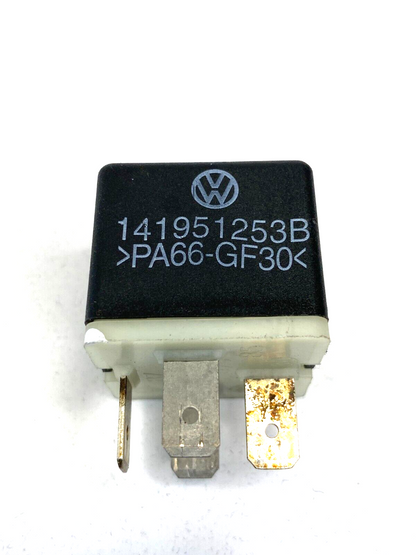 1998-2010 Volkswagen New Beetle Hatchback Rear Power Relay Accessory 141951253B