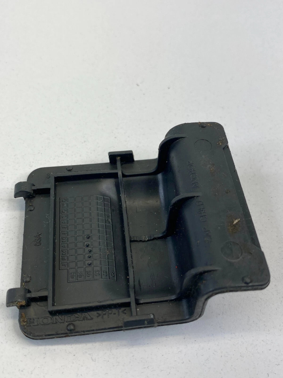 2003-2006 ACURA MDX REAR CHILD SEAT ANCHOR FINISH PLATE CAP COVER 84641-S3V OEM