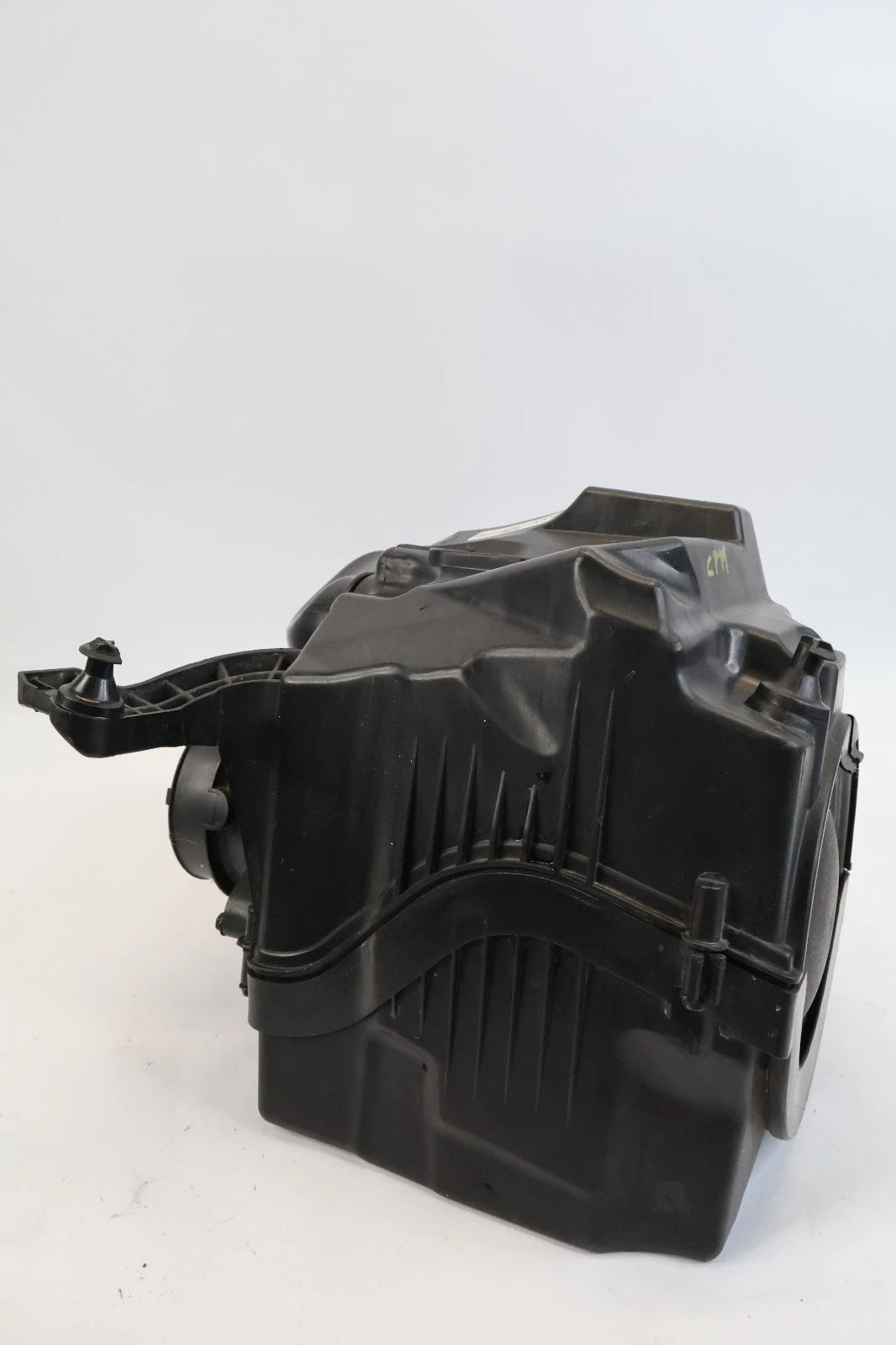 12-18 FORD FOCUS 2.0L AIR CLEANER INTAKE HOUSING FILTER BOX BV61-9C679-AA OEM