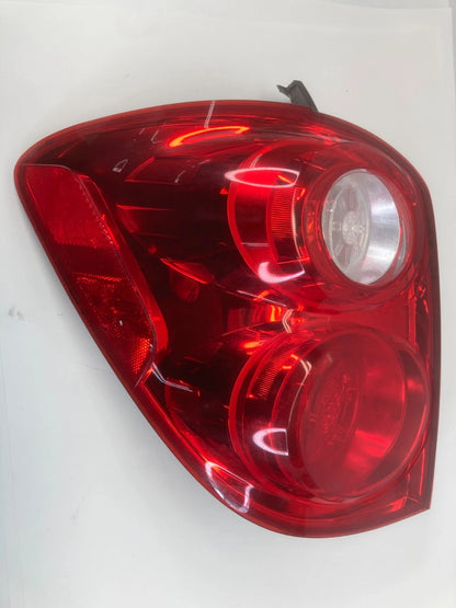 10-15 CHEVROLET EQUINOX LEFT DRIVER SIDE TAIL LIGHT TAILLIGHT LAMP HALOGEN OEM