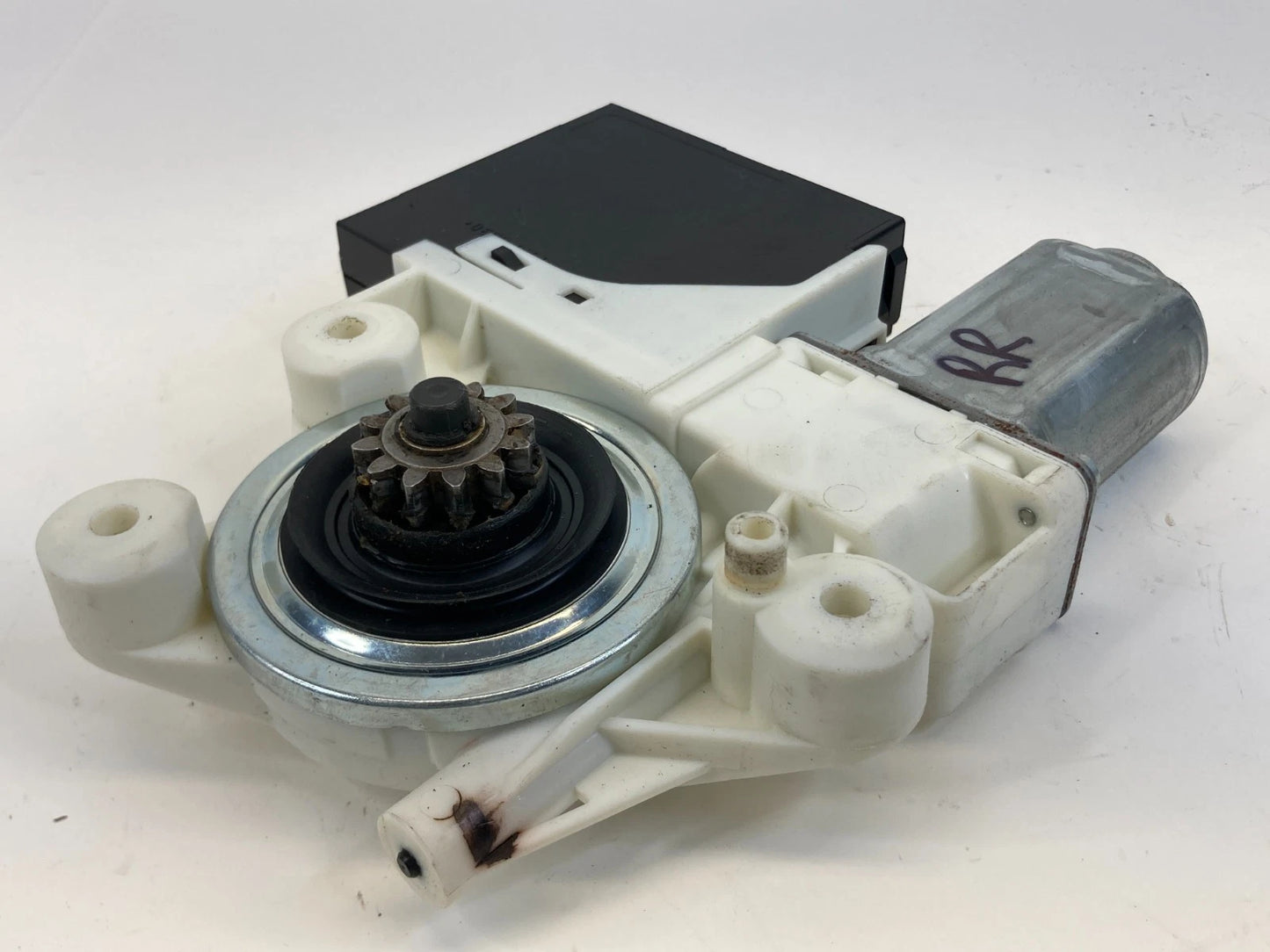 04-06 VOLVO S40 V50 REAR RIGHT PASSENGER SIDE DOOR WINDOW MOTOR MODULE 30710069