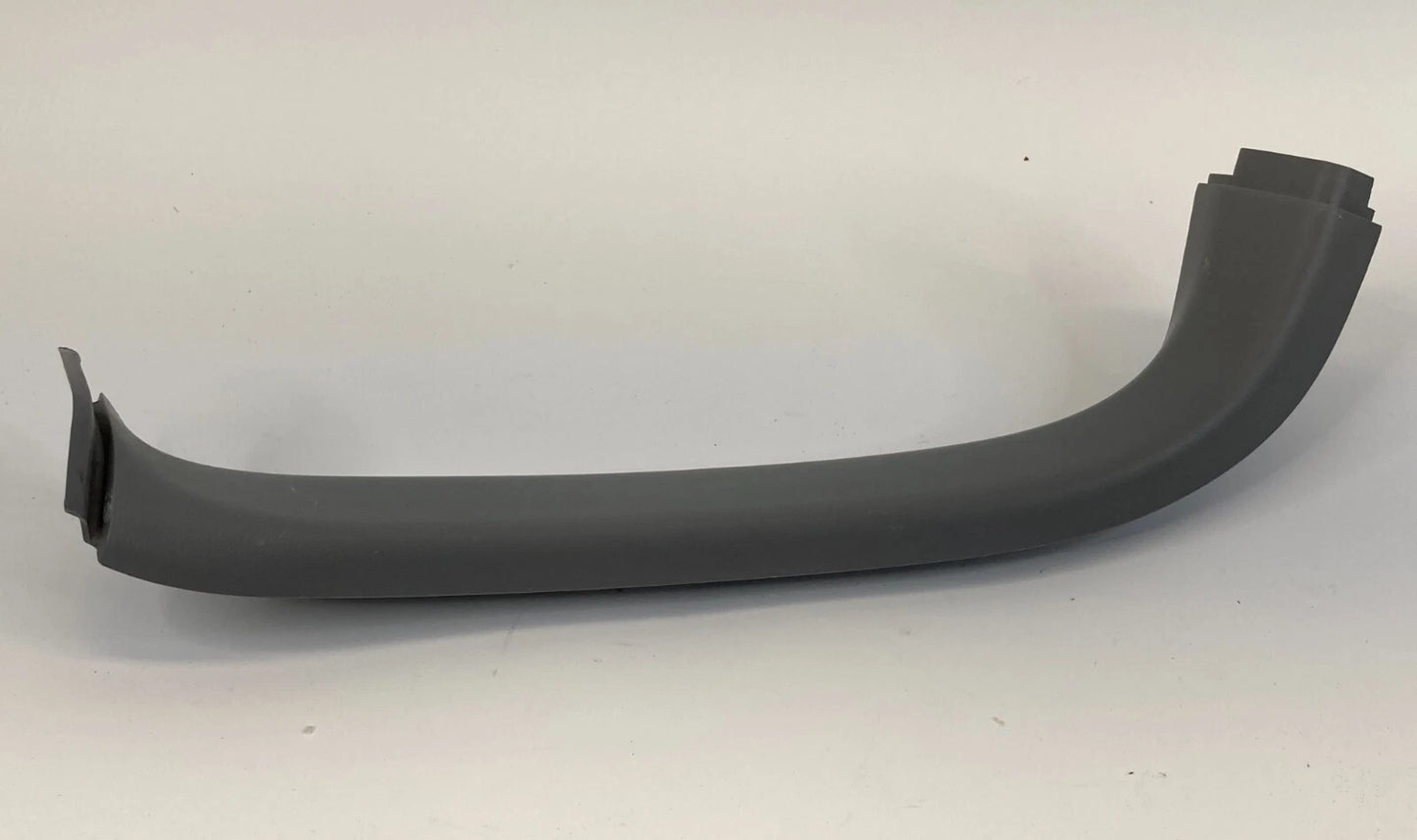 2001-2007 TOYOTA HIGHLANDER REAR LEFT INNER TAILGATE REVEAL MOLDING TRIM COVER