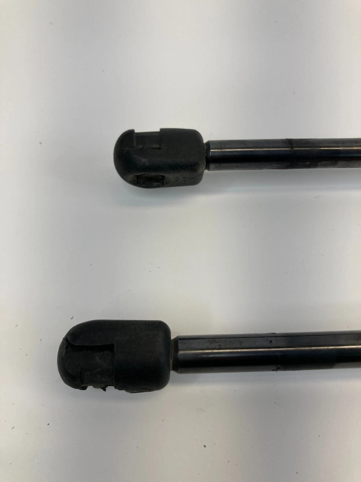 1999-2002 HONDA ODYSSEY REAR TRUNK TAILGATE LIFT SUPPORT STRUT SHOCKS SET OEM