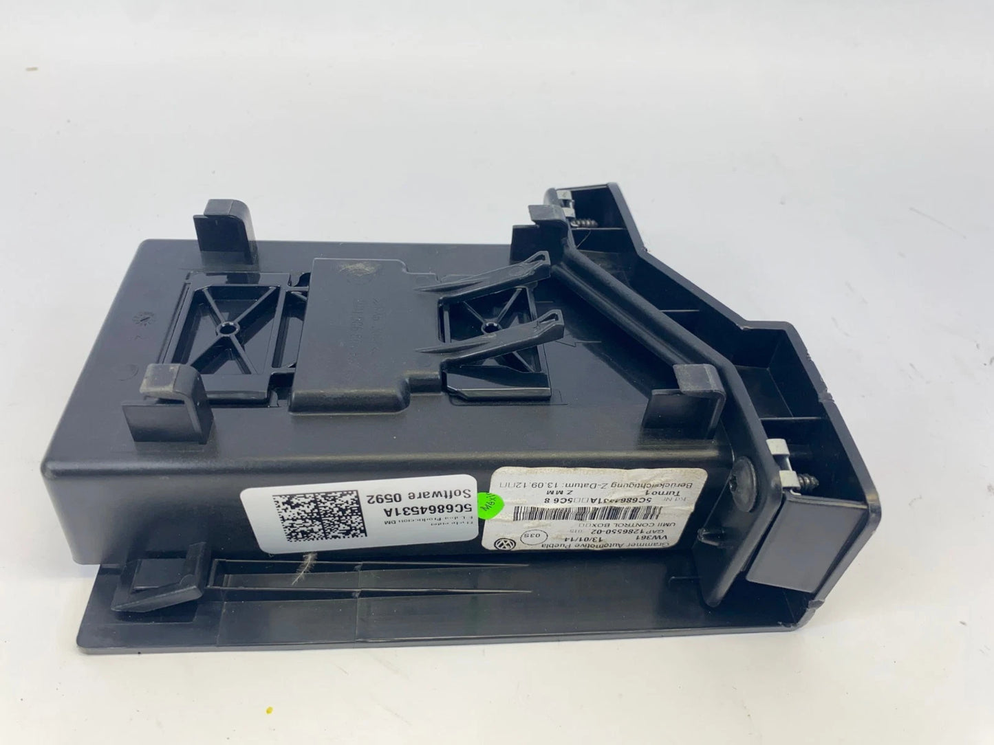 2013-2018 VOLKSWAGEN JETTA MDI MEDIA INTERFACE CONTROL MODULE BOX OEM 5C6864531A