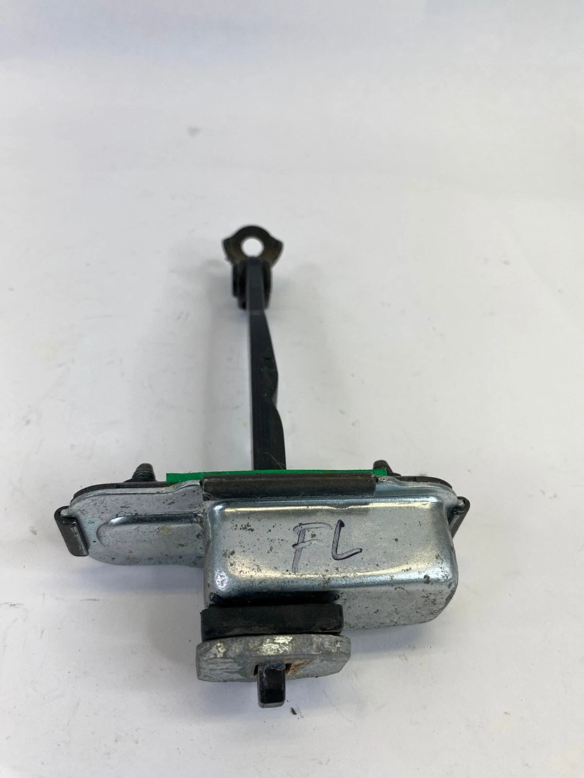 2011-2016 KIA OPTIMA DRIVER SIDE FRONT LEFT DOOR CHECK STOPPER STAY BRACKETS OEM