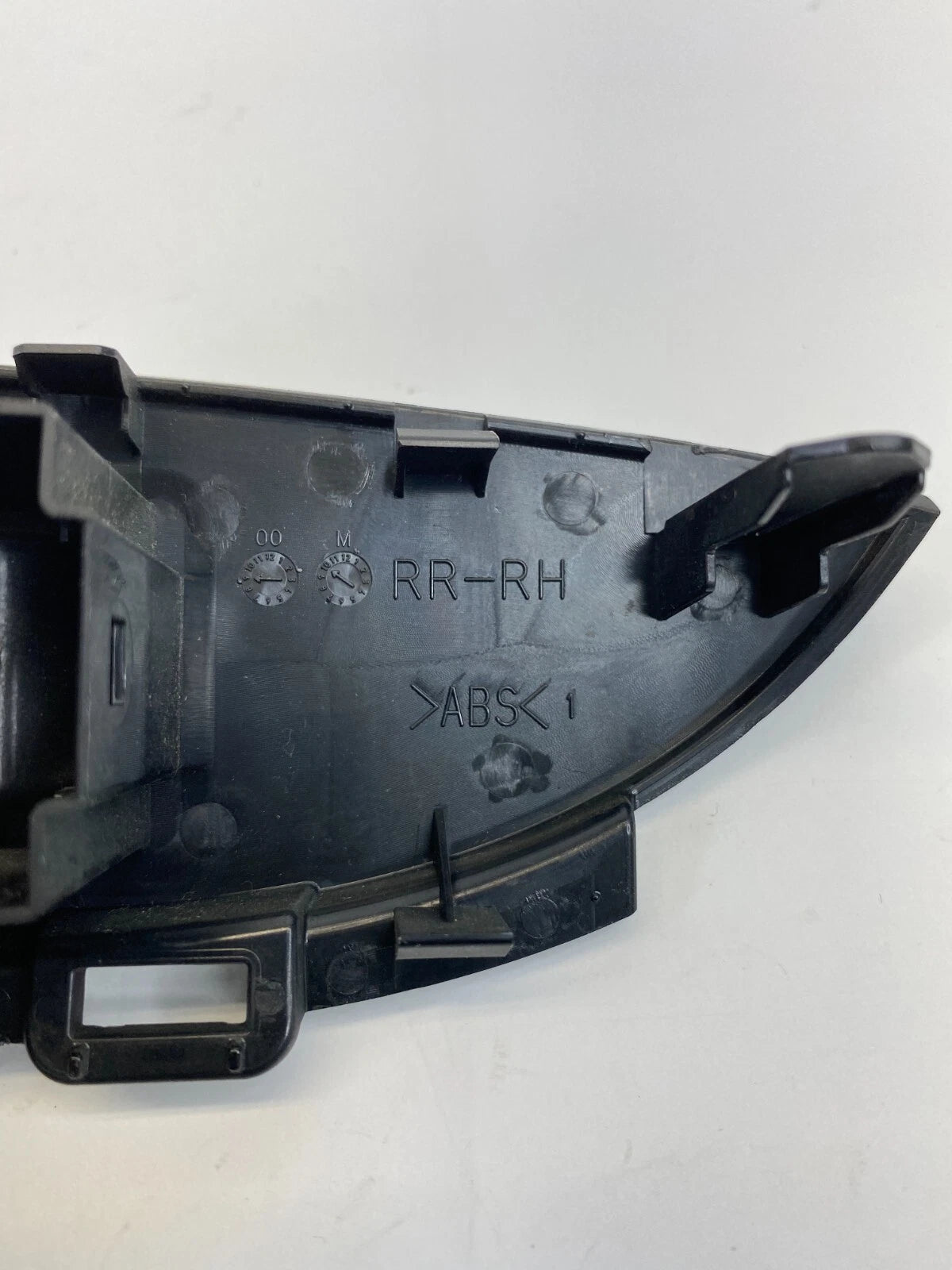 2010-2015 TOYOTA PRIUS REAR RIGHT WINDOW SWITCH COVER TRIM BEZEL 74271-47060 OEM