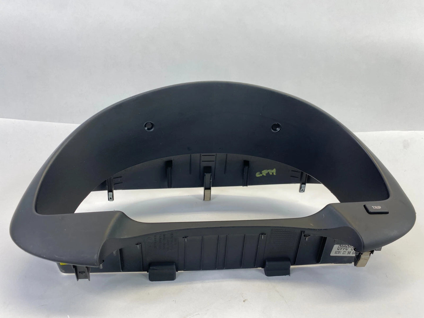2007-2010 HYUNDAI ELANTRA DASH CLUSTER SPEEDOMETER BEZEL COVER TRIM 84830-2H100