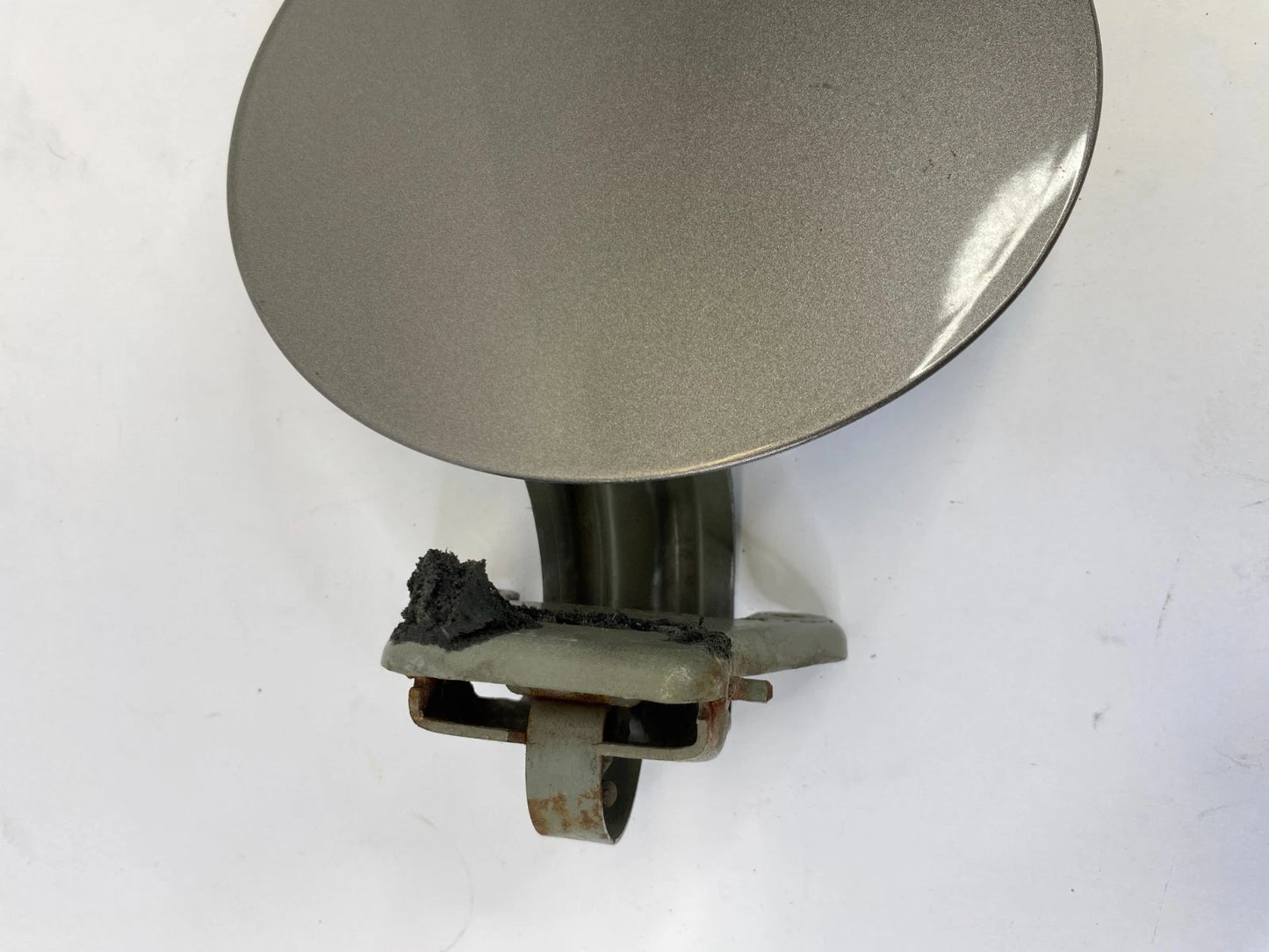 2001-2005 FORD EXPLORER FUEL TANK GAS FILLER DOOR CAP LID OEM FACTORY ASSEMBLY