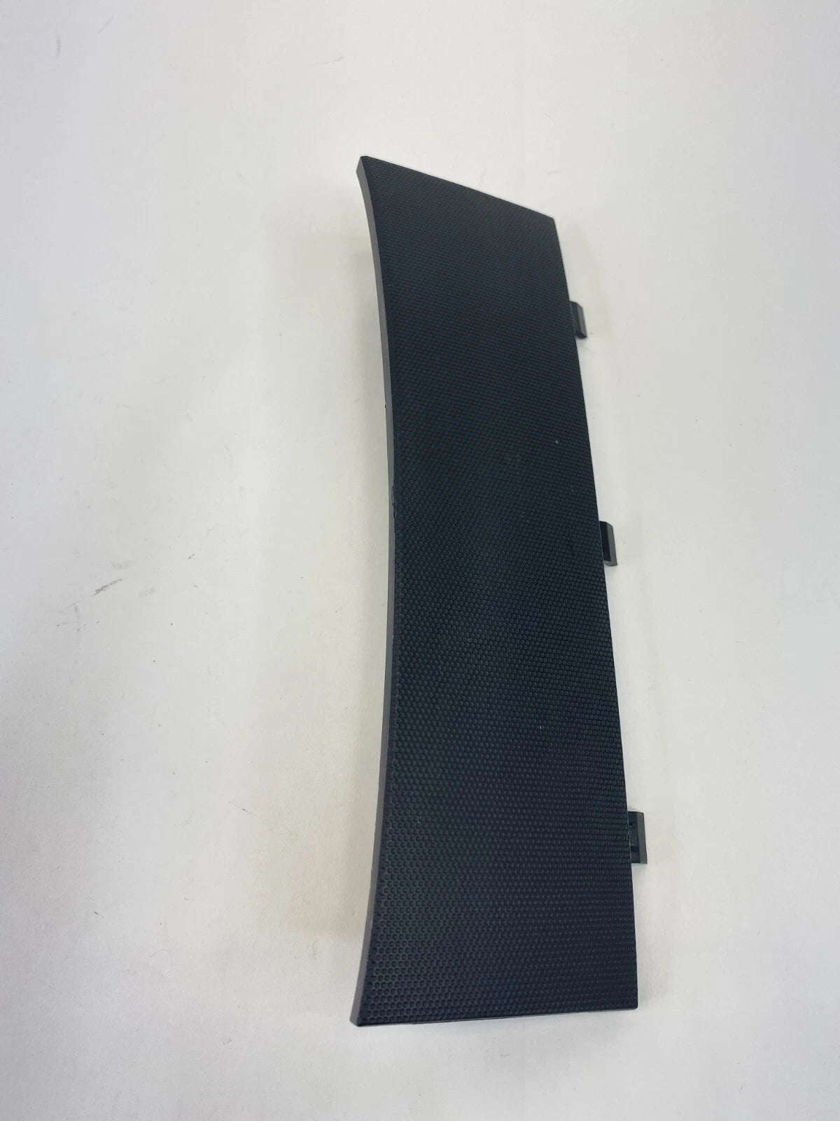 07-13 NISSAN ALTIMA CENTER DASH UNDER RADIO LOWER PLATE TRIM 68270-JA00A OEM