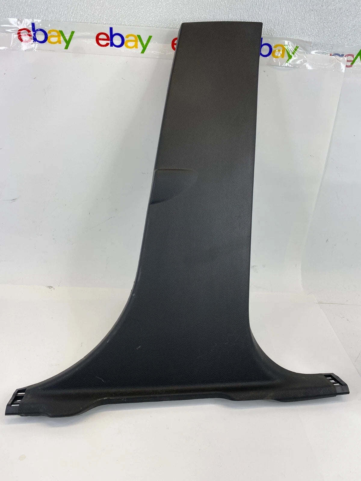 2012-2018 FORD FOCUS LEFT DRIVER SIDE CENTER B-PILLAR LOWER COVER TRIM OEM