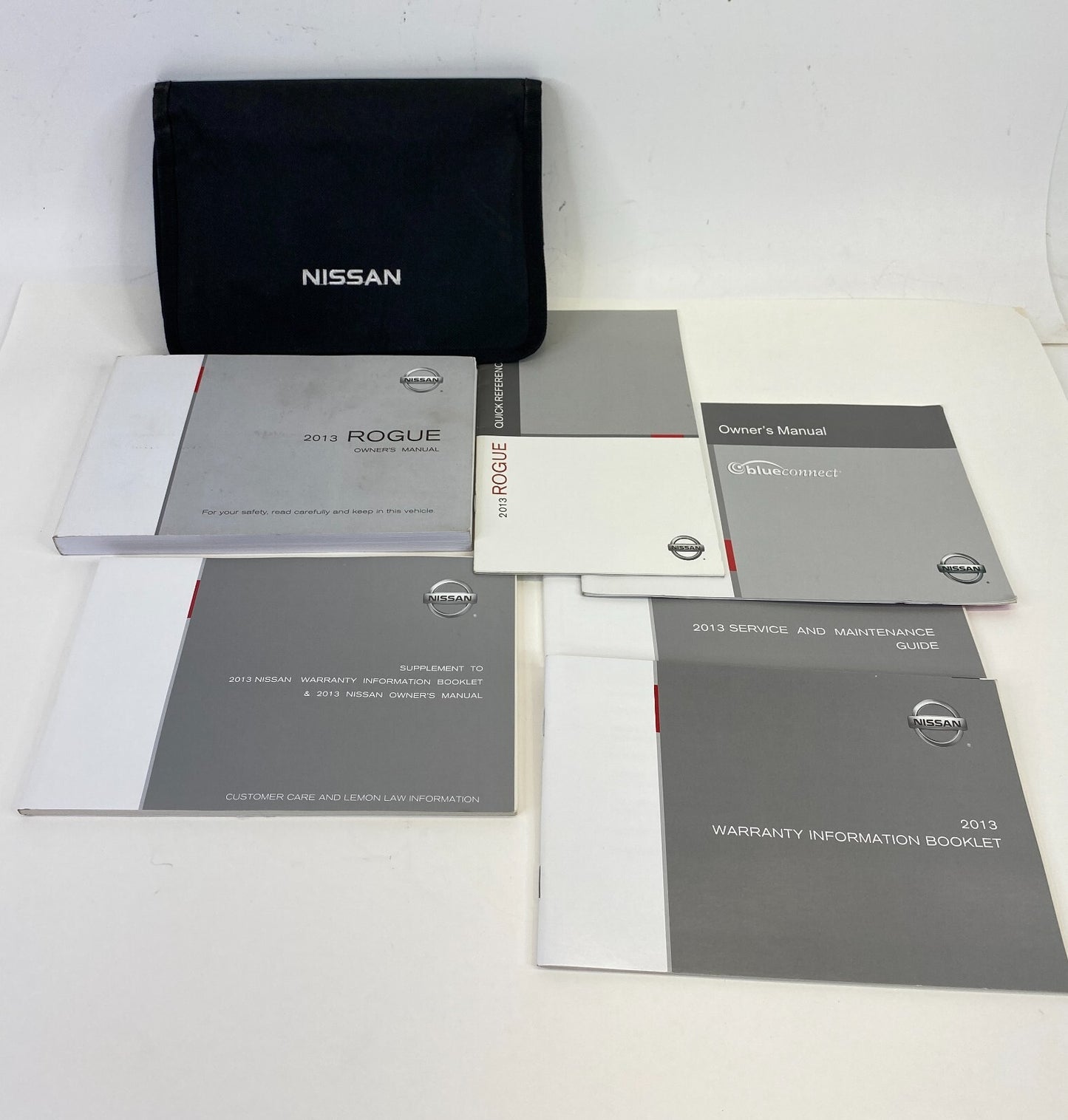 2013 13 Nissan Rogue Owners Manual & Warranty Information Set Kit w/ Case OEM