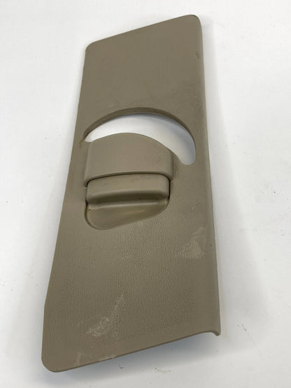 2007-2010 HYUNDAI ELANTRA FRONT RIGHT SIDE SEAT BELT HEIGHT ADJUSTER COVER OEM