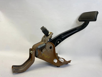 2014-2019 KIA SOUL AUTOMATIC TRANSMISSION BRAKE PEDAL LEVER ASSEMBLY OEM FACTORY