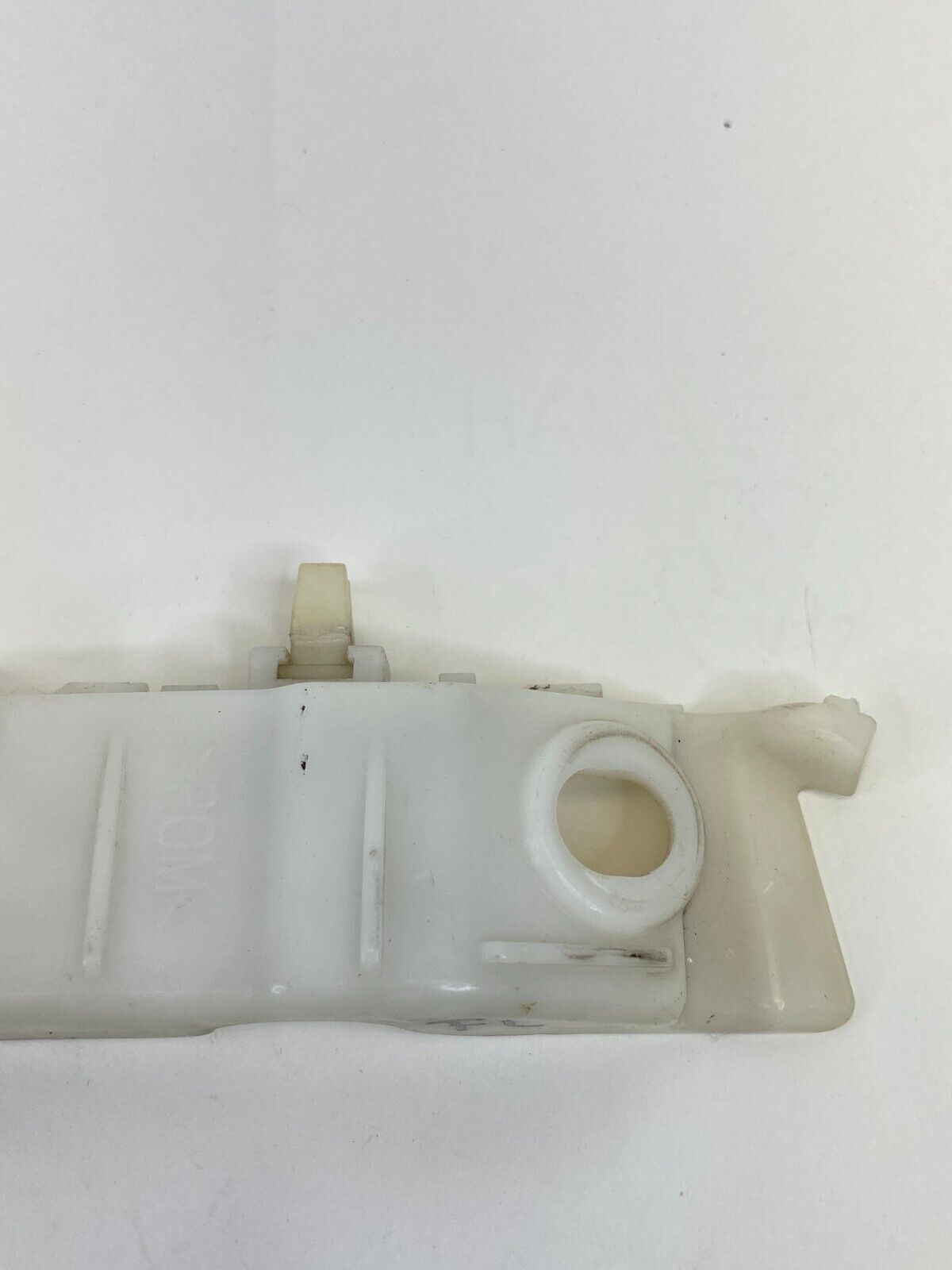 2010-2013 Kia Forte Front Left Bumper Bracket Mount Retainer 86513-1M000 OEM