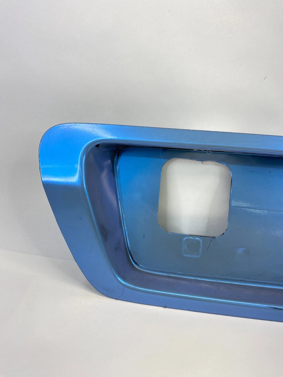 2006-2007 HONDA ACCORD COUPE REAR TRUNK LICENSE PLATE HOLDER BEZEL 74890-SDN OEM