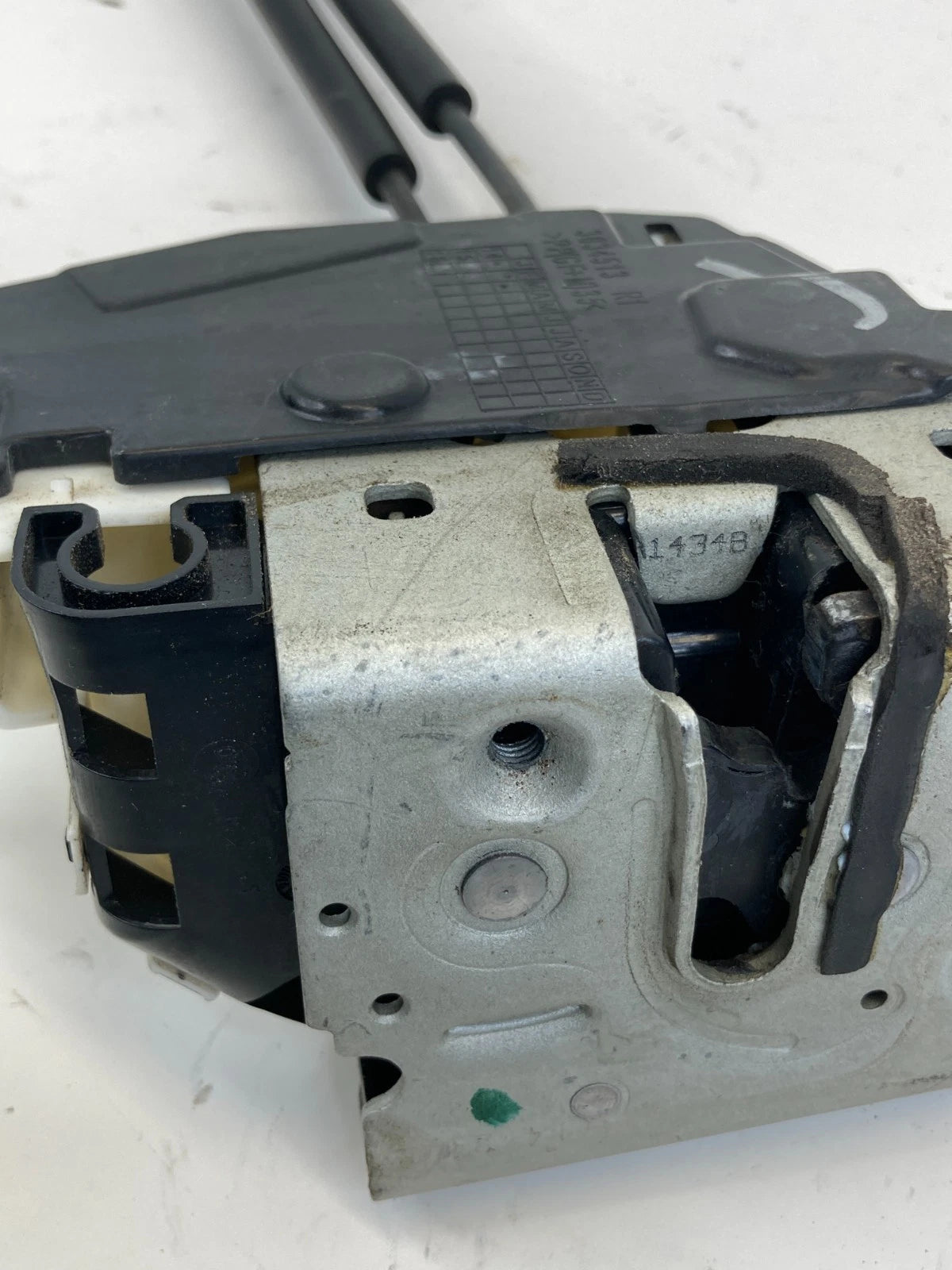 15-17 Chrysler 200 11-23 Charger Front Right Passenger Door Lock Latch 4589916AD