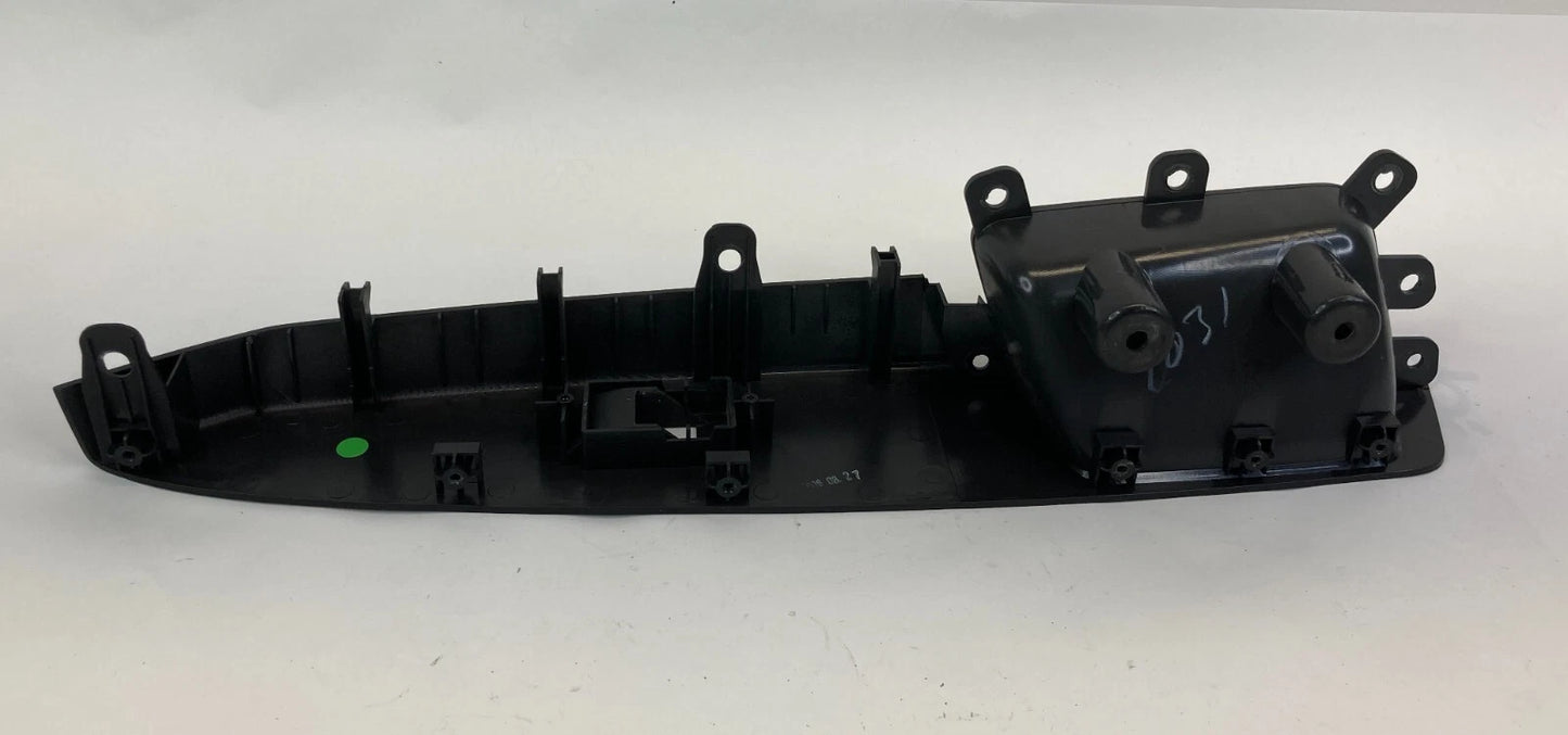 08-10 SATURN VUE FRONT RIGHT SIDE DOOR WINDOW SWITCH BEZEL COVER TRIM 201004044