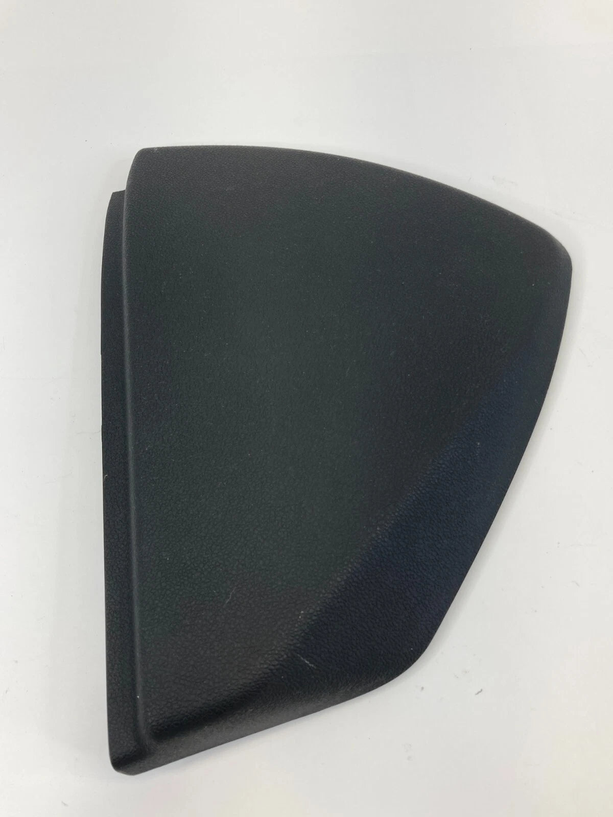 08 09 10 11 12 13 14 15 CADILLAC CTS FRONT LEFT DRIVER DASH END CAP TRIM COVER