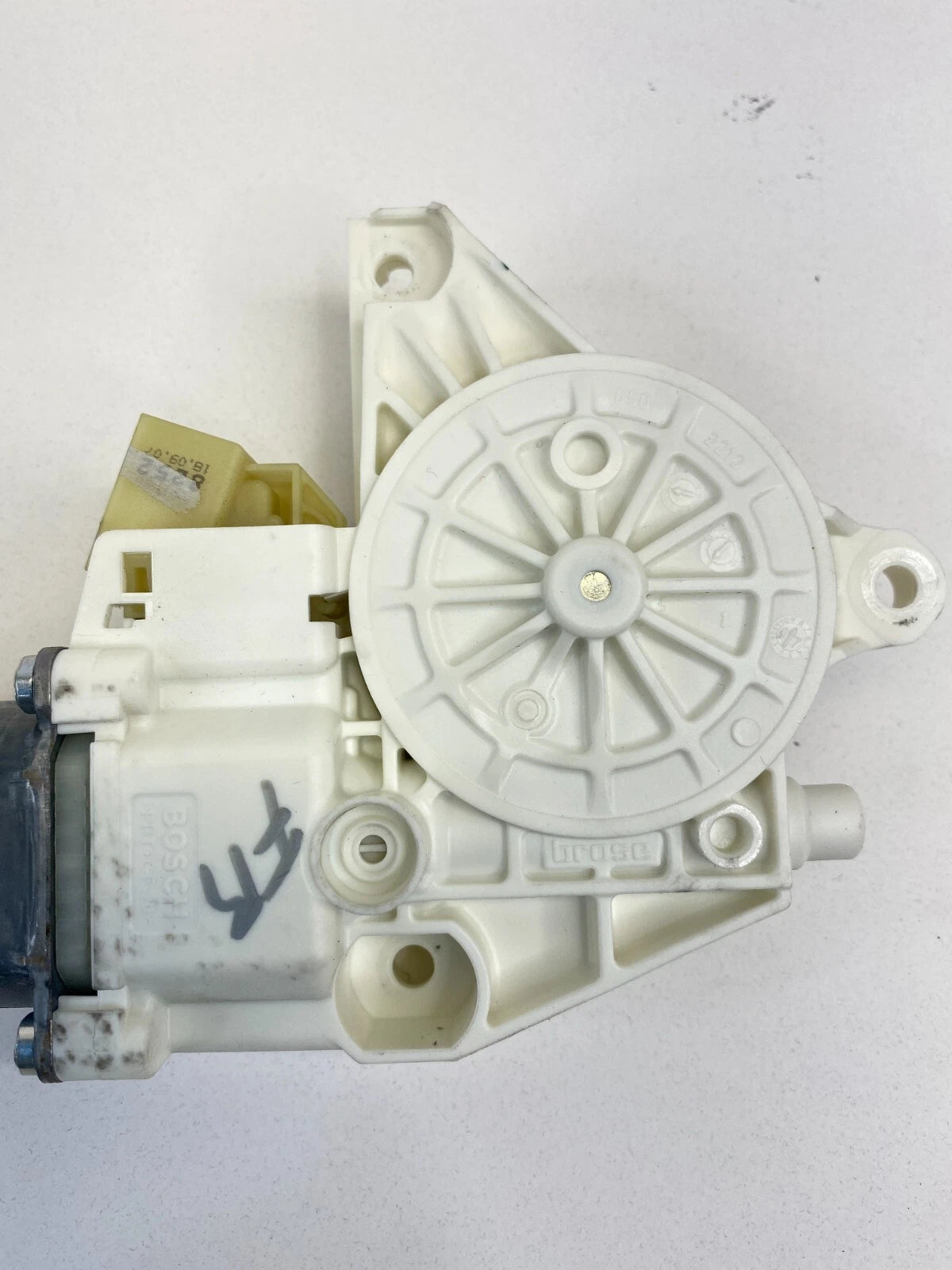 2006-2012 MERCEDES-BENZ R350 FRONT RIGHT SIDE DOOR POWER WINDOW MOTOR 2518200842