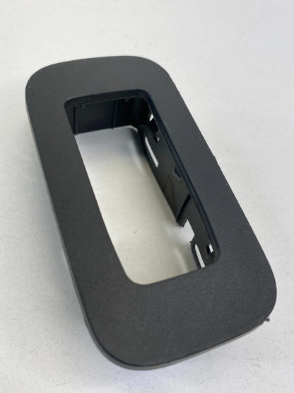 2007-2010 DODGE CHARGER RIGHT PASSENGER DOOR WINDOW SWITCH COVER BEZEL 100010774
