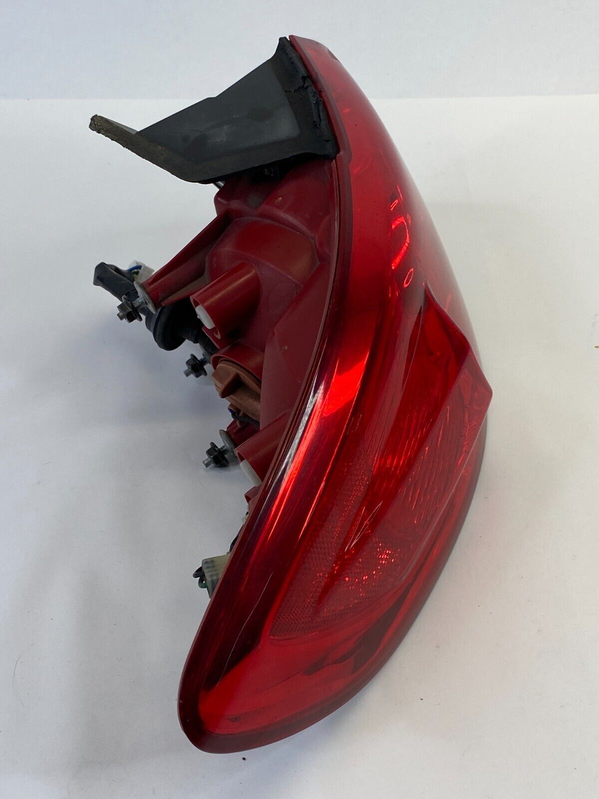 2007-2009 Hyundai Santa Fe Left Driver Outer Tail Light Taillight 92401-0W050