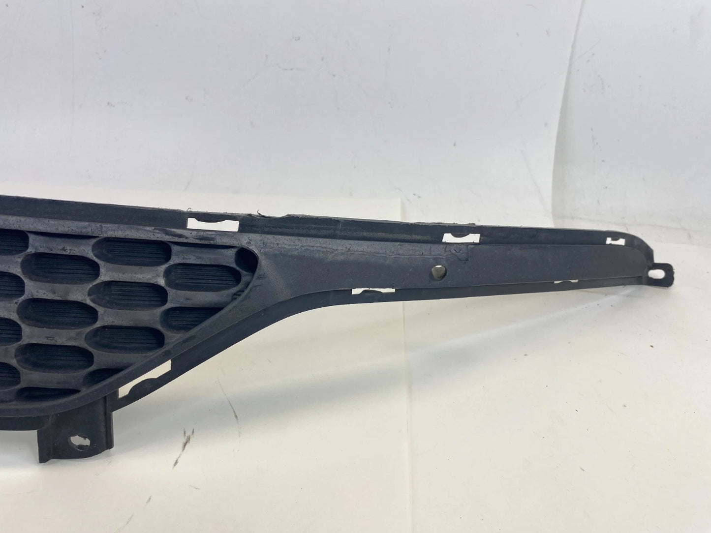 2014 2015 2016 Kia Forte SEDAN Front Bumper Lower Grill Grille 86522-A7000 OEM