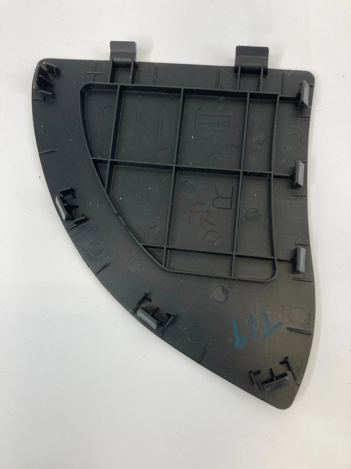 2003-2007 HONDA ACCORD DASH RIGHT PASSENGER SIDE END CAP TRIM 77210-SDA-A010-M1