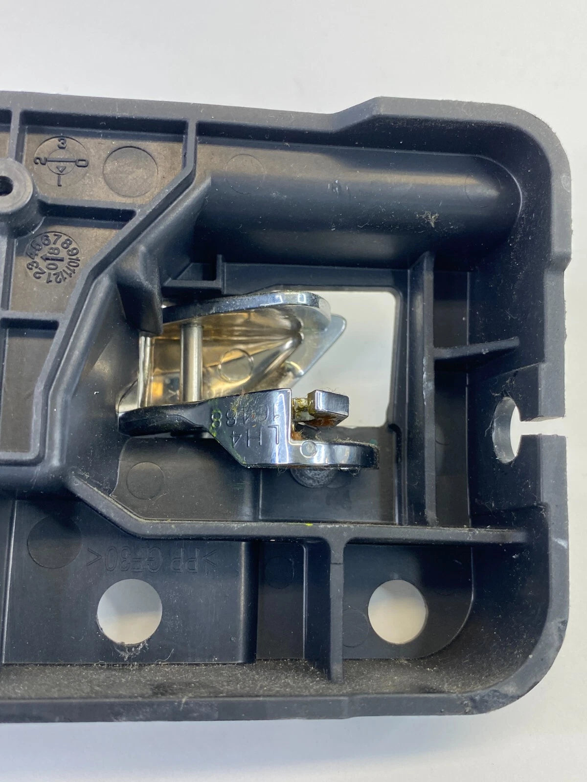 09 10 DODGE JOURNEY FRONT LEFT DRIVER SIDE INSIDE DOOR HANDLE 962100-102 OEM