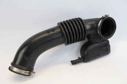 2004-2008 CHEVROLET MALIBU 2.2L AIR CLEANER OUTLET DUCT INTAKE HOSE OEM 22663104
