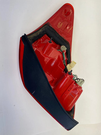 2006-2009 TOYOTA RAV4 LEFT DRIVER SIDE TAIL LIGHT REAR BRAKE LAMP ASSEMBLY OEM