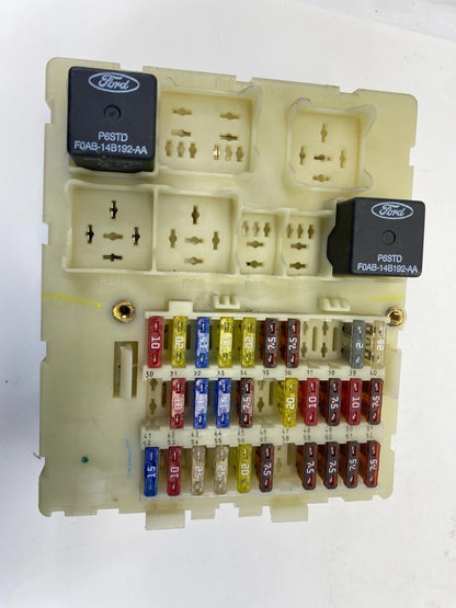 2006 20007 FORD FOCUS INTERIOR FUSE BOX JUNCTION PANEL BLOCK UNDER DASH UNIT OEM