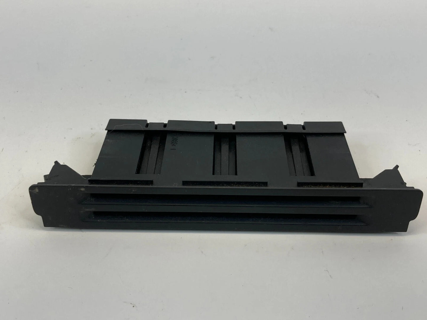 09-11 VOLKSWAGEN TIGUAN FRONT CENTER CONSOLE SWITCHES UPPER PART CENTER CONSOLE
