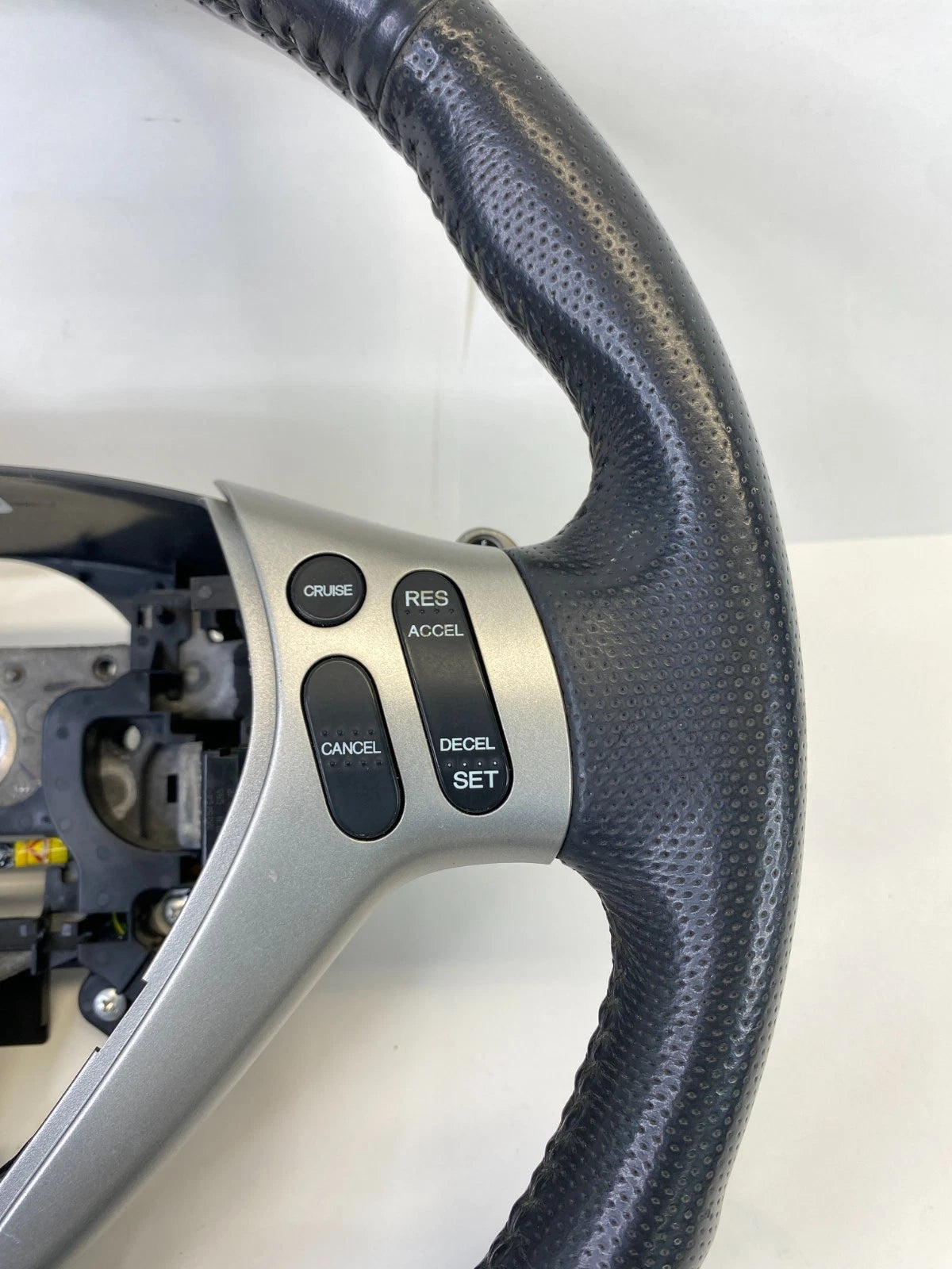 2007 2008 HONDA FIT SPORT STEERING WHEEL W/ CRUISE CONTROL & PADDLE SHIFTER OEM