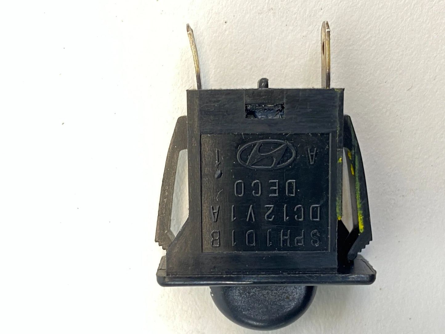 2009 09 HYNDAI SONATA GLOVE BOX LAMP LIGHT SWITCH SWITCH 93510-21000 OEM