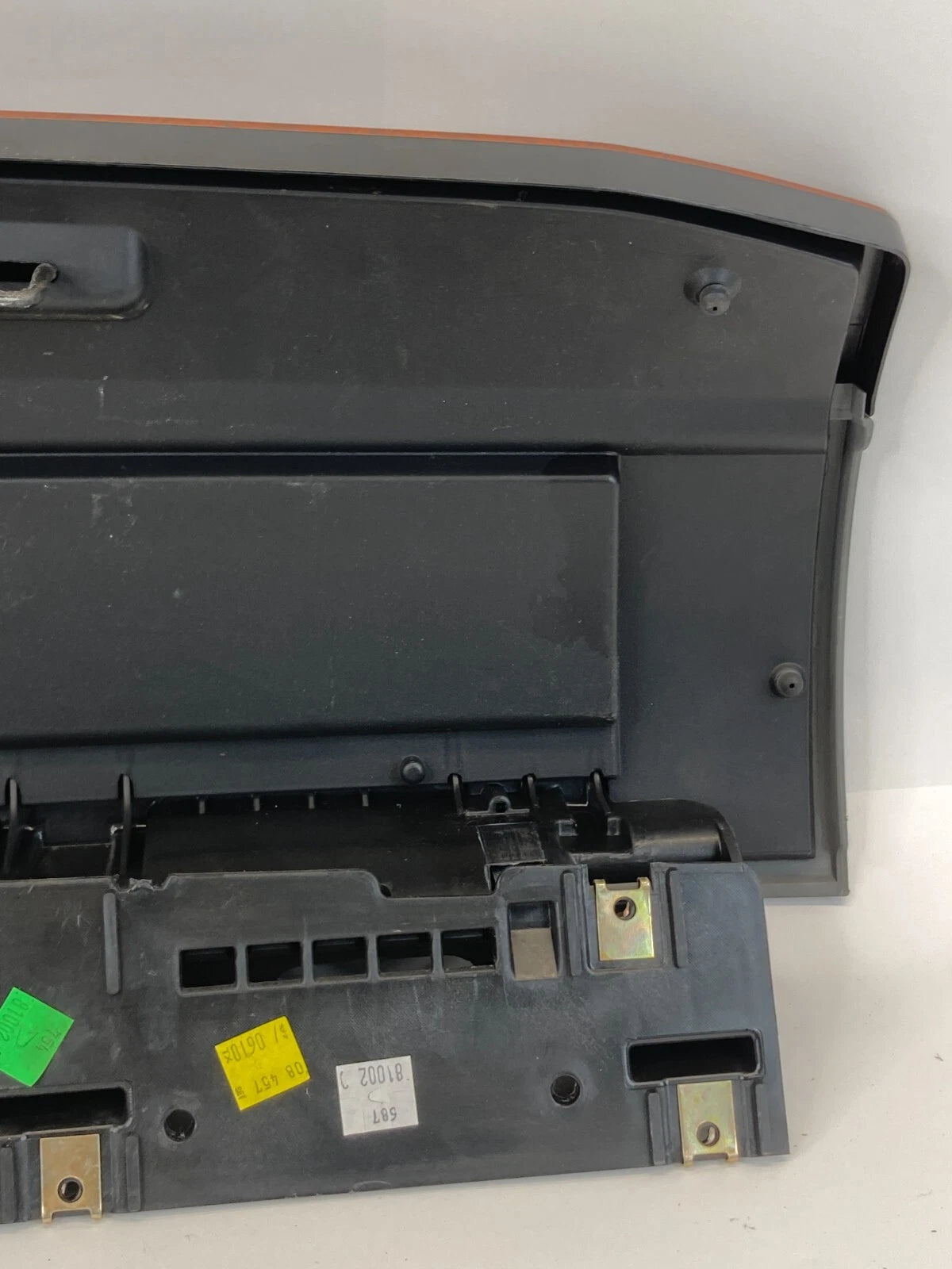 2008-2010 TOWN & COUNTRY GRAND CARAVAN GLOVE BOX DOOR LID COVER UPPER