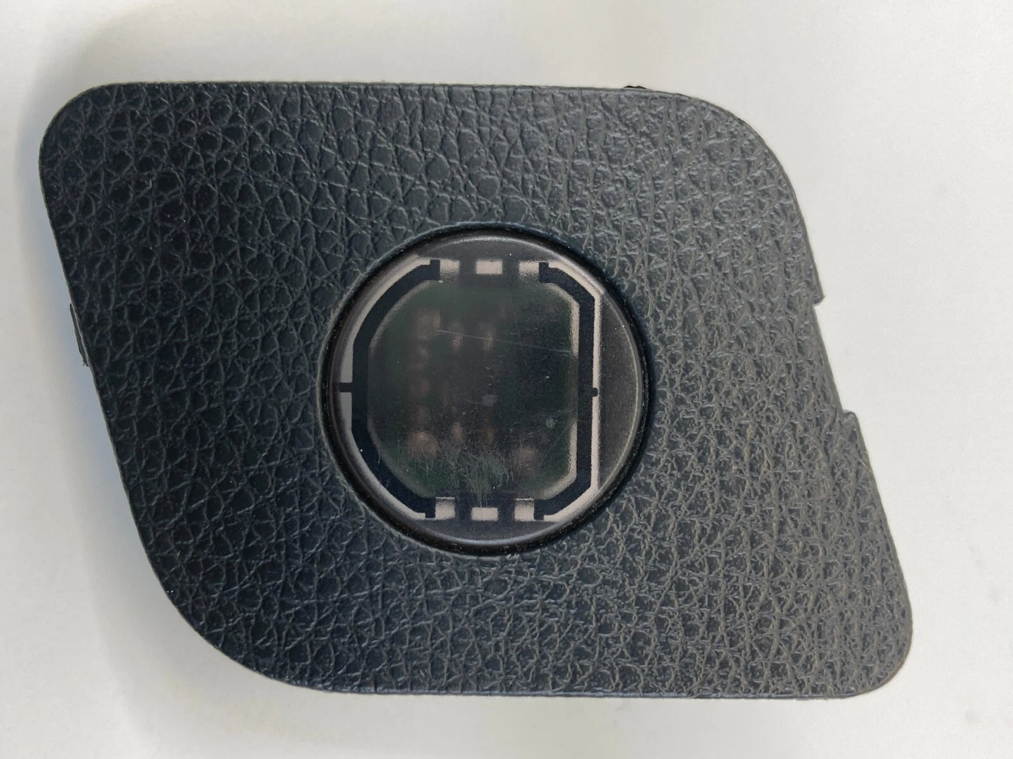 2004-2008 NISSAN MAXIMA DASH LEFT TEMPERATURE SUNLOAD LIGHT SENSOR W/ BEZEL