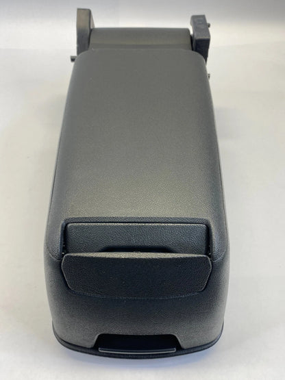 2006-2009 PONTIAC TORRENT FRONT CENTER CONSOLE LID ARMREST ASSEMBLY BLACK OEM