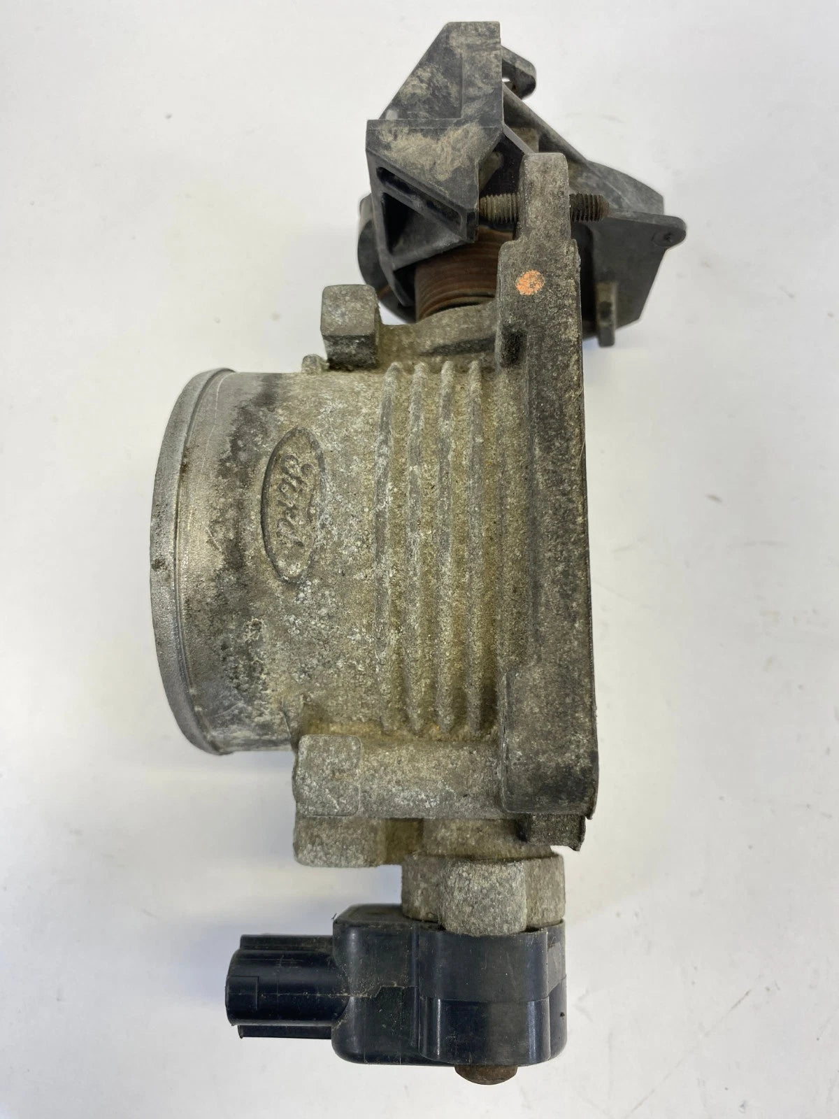 2002 2003 FORD EXPLORER UPPER ENGINE INTAKE THROTTLE BODY OEM FACTORY F4SF-9B989