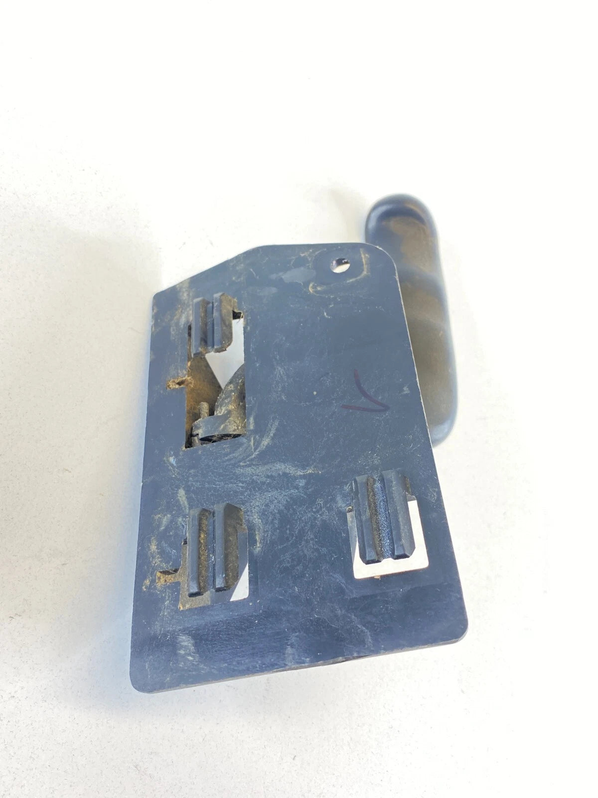 1999-2007 CHEVROLET SILVERADO 1500 LEFT DRIVER INNER DOOR HANDLE 15746473