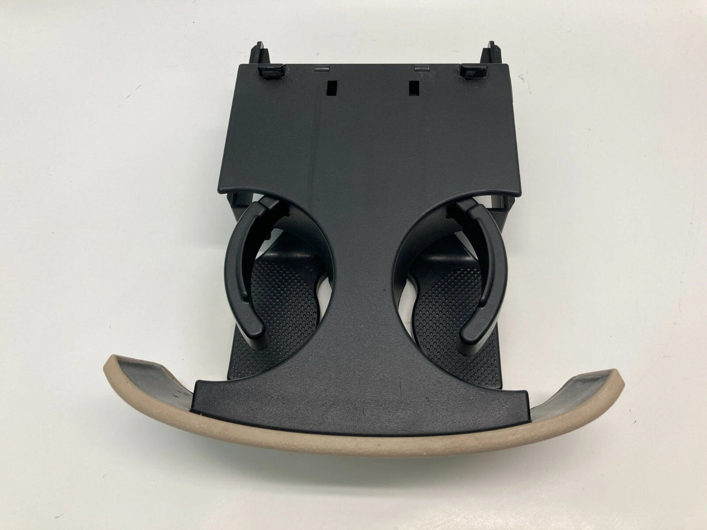 07 08 2007 2008 KIA RONDO EX REAR CENTER CONSOLE DUAL CUP HOLDER CUPHOLDER OEM